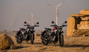 Hero Mavrick 400 standing on road – powerful cruiser bike with muscular design