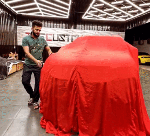 Elvish yadav car collection